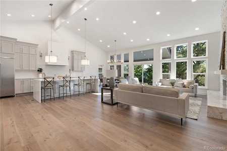 21 Beacon Hill Ln Greenwood Village, CO 80111