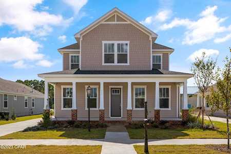 111 Charleston Ct Panama City Beach, FL 32407