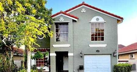 1397 Seagrape Cir Weston, FL 33326
