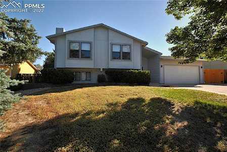 2358 Thornhill Drive Colorado Springs, CO 80920