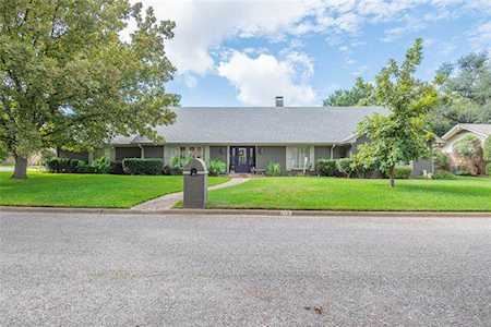 906 Clifford Street Athens, TX 75751