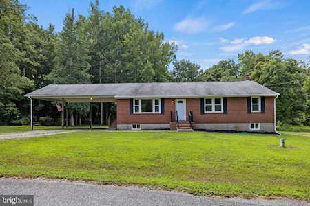6411 Nelson Dr La Plata, MD 20646