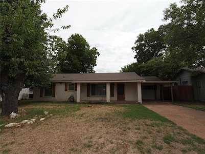 1316 Corto Street Graham, TX 76450