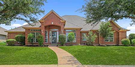 2537 Russwood Drive Flower Mound, TX 75028