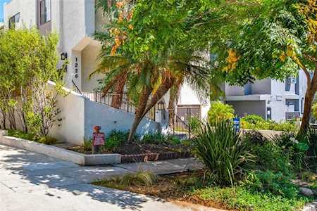 1226 N Kings Rd #1 West Hollywood, CA 90069