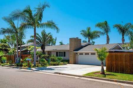 1949 Lincoln Street Oceanside, CA 92054