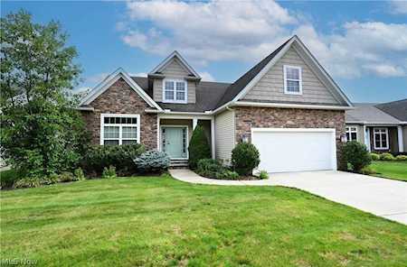 717 Schiller Ct Avon Lake, OH 44012