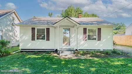 1723 Lakeside Dr Shelbyville, KY 40065
