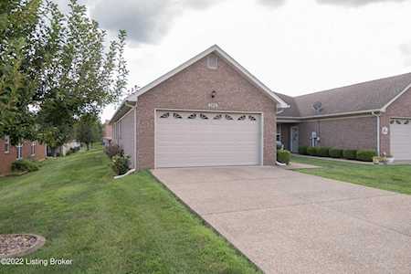 125 Shawnee Ct Shepherdsville, KY 40165