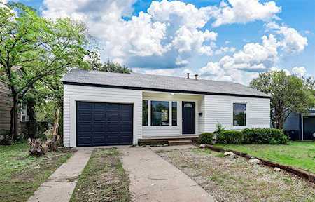 4624 Houghton Avenue Fort Worth, TX 76107