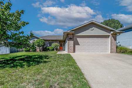 5301 Sandstone DR Columbia, MO 65202