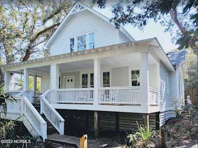 118 Edward Teach Wynd Bald Head Island, NC 28461