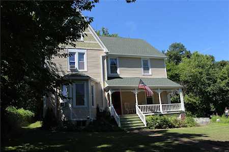 3641 Schutzen St New Melle, MO 63365