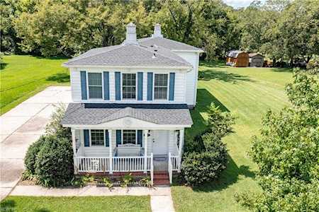 3409 Galberry Rd Chesapeake, VA 23323
