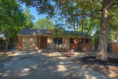 909 Lynda Lane Arlington, TX 76013