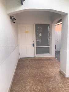 2846 W 74th Pl Hialeah, FL 33018