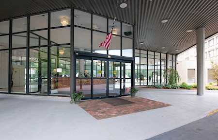 250 Hammond Pond Parkway #911S Newton, MA 02467