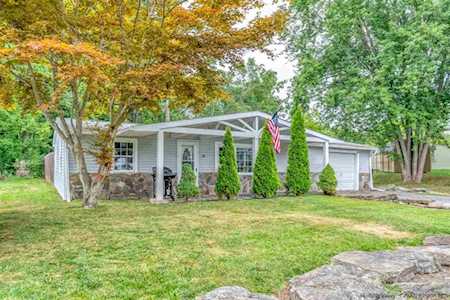 24 South Rd Mt Marion, NY 12456