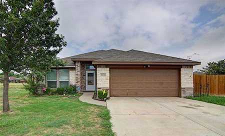 2440 Colter Court Fort Worth, TX 76108