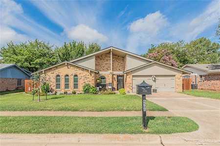 6505 Riddle Drive North Richland Hills, TX 76182