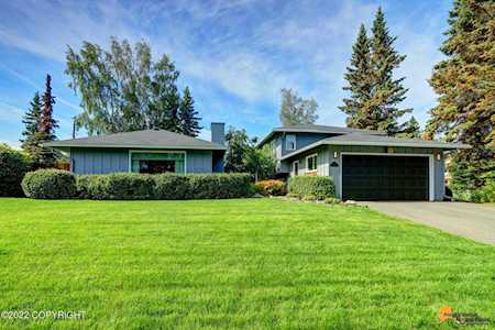 2300 Lord Baranof Dr Anchorage, AK 99517