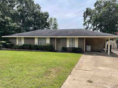 1099 Quailrun Ln Memphis, TN 38109