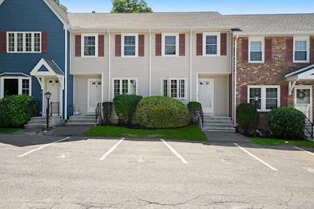 55 Fox Meadow Rd #C Leominster, MA 01453