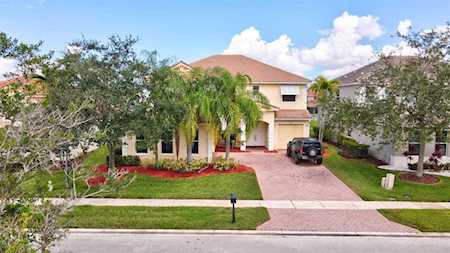 198 Palm Beach Plantation Boulevard Royal Palm Beach, FL 33411