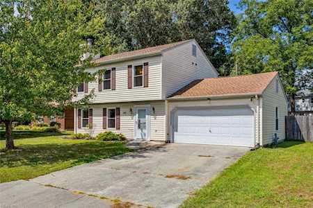 211 Clipper Dr Newport News, VA 23602