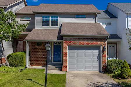 3025 Wavecrest Way Lexington, KY 40509