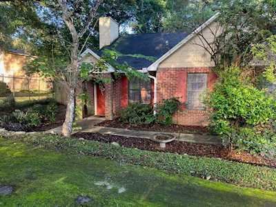 1639 Twin Lakes Circle Circles Tallahassee, FL 32311
