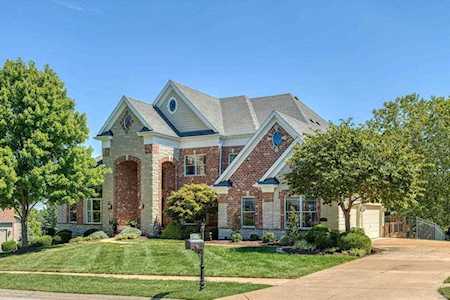 1014 Savonne Ct Chesterfield, MO 63005