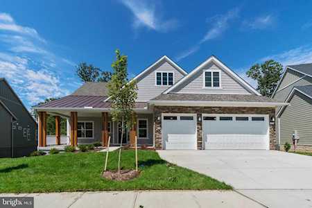 178 Milkweed Dr Lake Frederick, VA 22630
