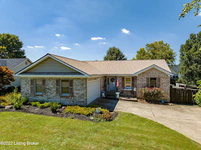 505 Matterhorn Dr Shelbyville, KY 40065