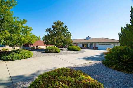 23416 Everett Place Ramona, CA 92065