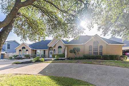 813 Turnberry Drive Mansfield, TX 76063