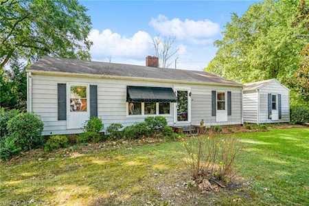 1207 Country Club Drive High Point, NC 27262
