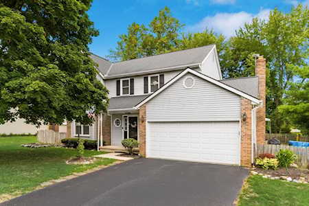 202 Olde Mound Lane Pickerington, OH 43147