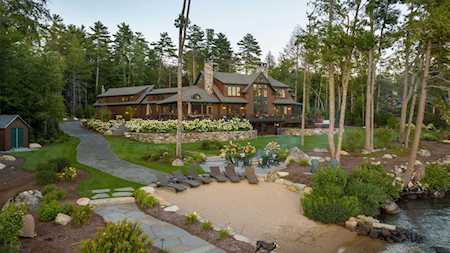 270 Governor Wentworth Hwy Tuftonboro, NH 03894