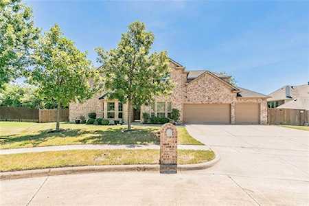 1301 Dondi Court Mansfield, TX 76063