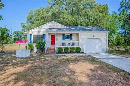 701 Bellwood Rd Hampton, VA 23666