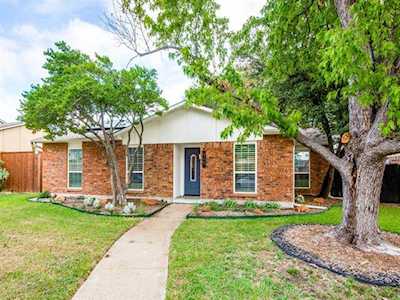 945 Longhorn Drive Plano, TX 75023