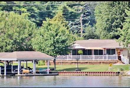 4380 E Oakcrest Drive Monticello, IN 47960