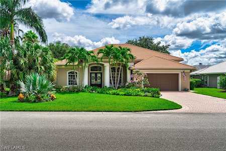 6612 Mill Run Cir Naples, FL 34109