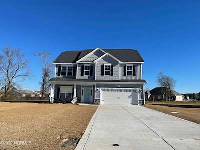 440 Holly Grove Drive Winterville, NC 28590