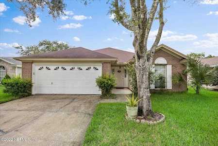 4489 Willow Chase Ter Jacksonville, FL 32258