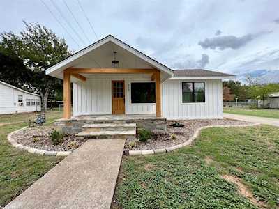917 Kentucky Street Graham, TX 76450