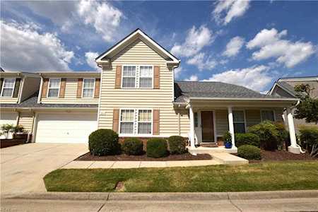 804 Adams Ct Chesapeake, VA 23320
