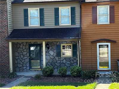 1258 Camelot Ct NE Lenoir, NC 28645
