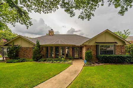 3370 Bridlewood Drive Grapevine, TX 76051